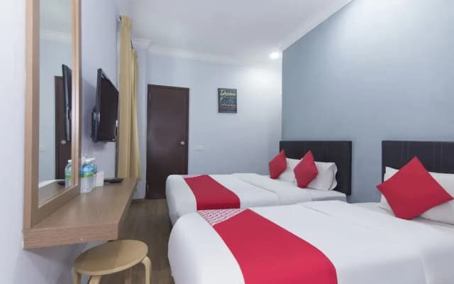 OYO 445 Charisma Hotel - photo 3