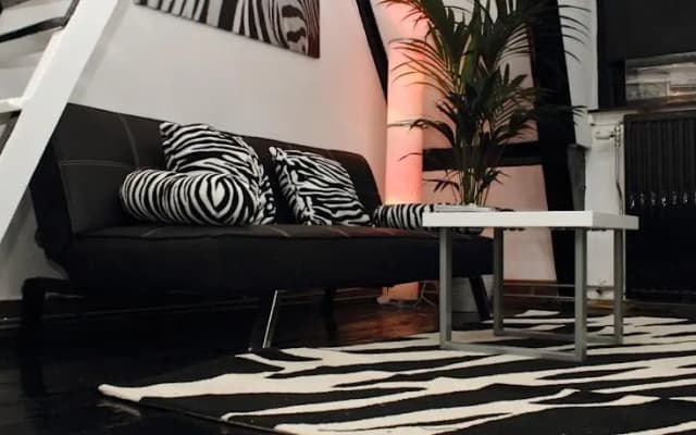 The Escape Lounge - photo 5