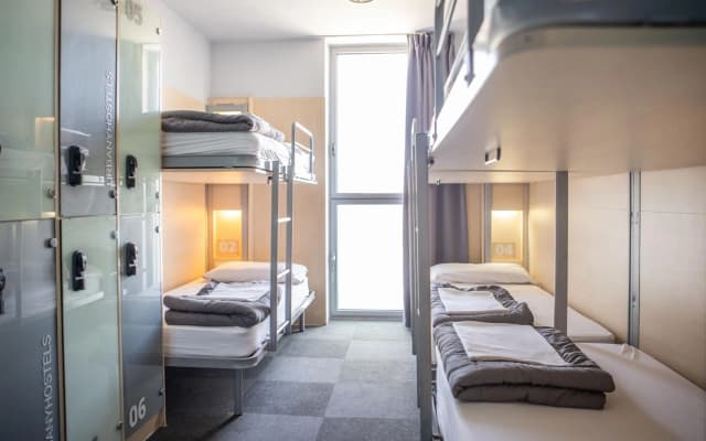 Urbany Hostels Barcelona - photo 2