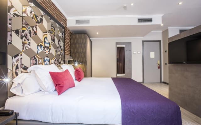 Leonardo Hotel Barcelona Las Ramblas - photo 3