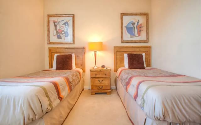 Lakeside Retreat - photo 5