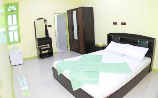 Guraidhoo Corner Tourist House - photo 4