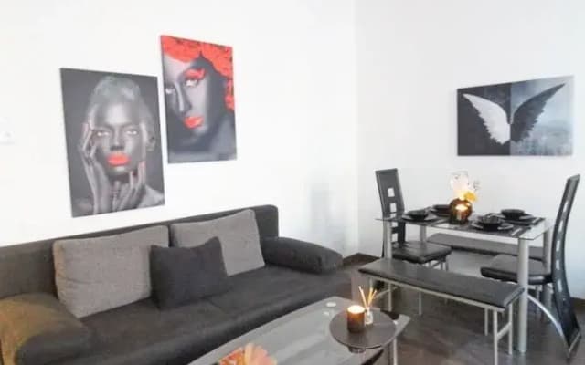 Premium 1BR Stay for 5 Prime Location - photo 3