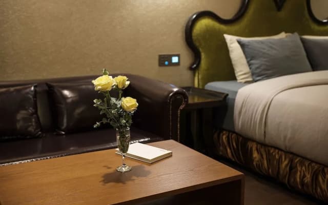 Nineth Hotel - photo 2