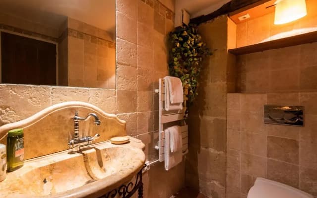 T2 - 4 personnes - 38m² - Centre du Marais - photo 3