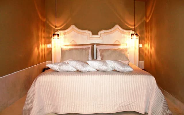 The Charm Suites - photo 4