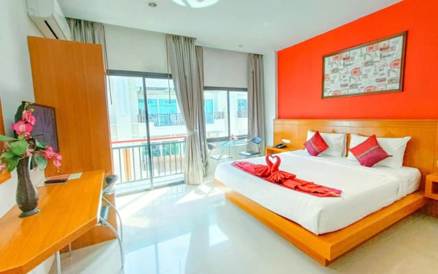 PJ Patong Resortel - photo 5