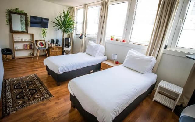 City Break Amsterdam B&B - photo 4