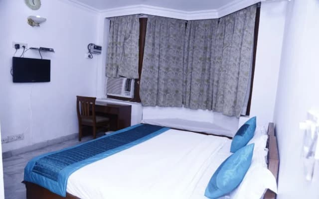 Hotel Batra Holiday Home - photo 5