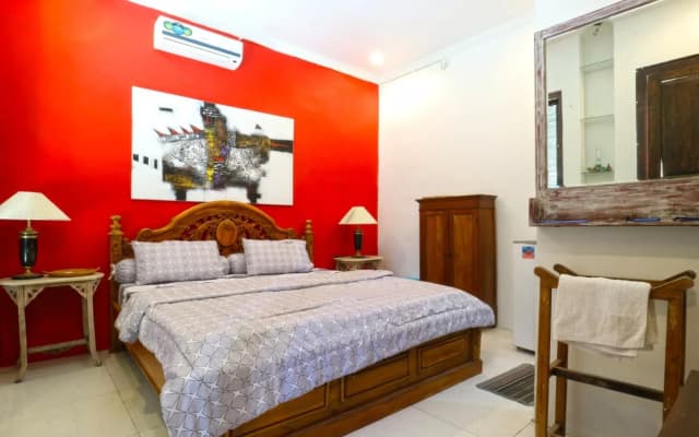 OYO 90363 Nira Guest House Sanur Bali - photo 4