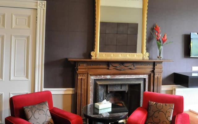 Thrums Hotel - photo 3