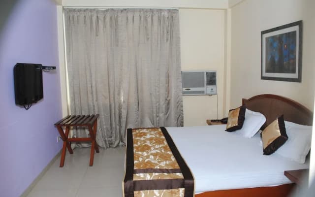 Hotel Tourist - photo 4