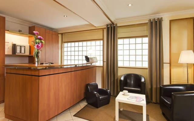 Merryl Hotel - photo 2