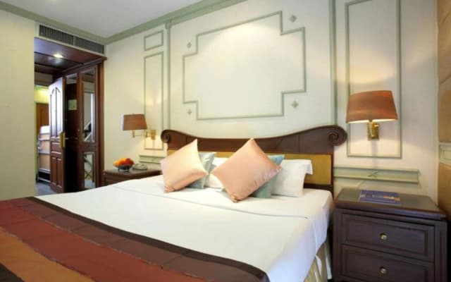 Majestic Suites - photo 4