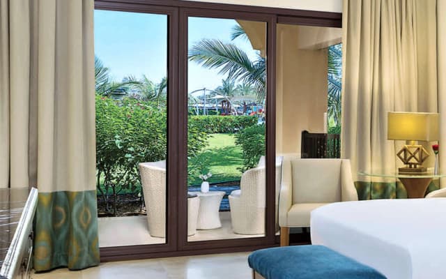 DoubleTree by Hilton Resort & Spa Marjan Island - photo 5