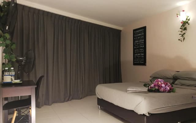 Live Com Hotel - photo 4