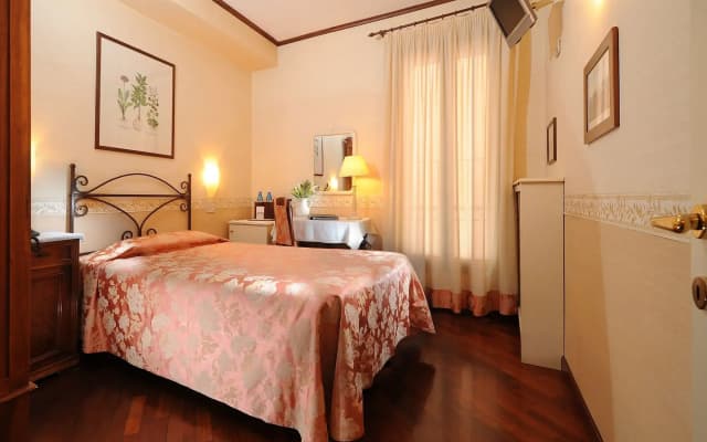 Hotel La Calcina - photo 3