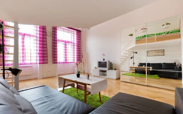 Next Stop Apartment - photo 2