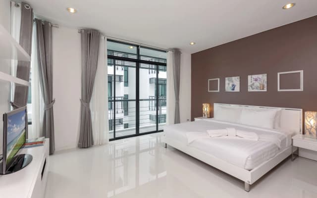 Kamala Regent Residence - photo 2