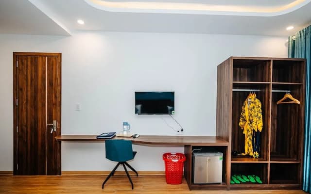 Lip Lip Villa - photo 3