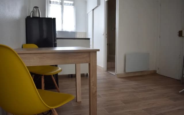 Parisian Apartment at the Foot of Montmartre - photo 2