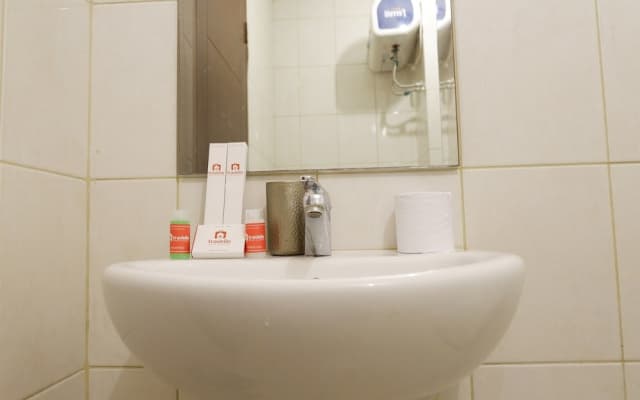 1Br with Sofa Bed Thamrin Executive Apartment - photo 4