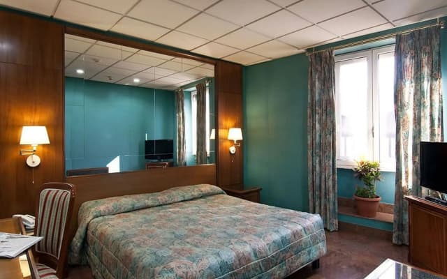 Hotel Madison - photo 5