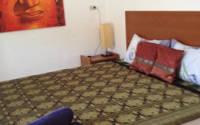 Honey Bear Guesthouse - photo 5