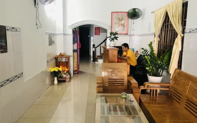 Le Giang Hotel - photo 2