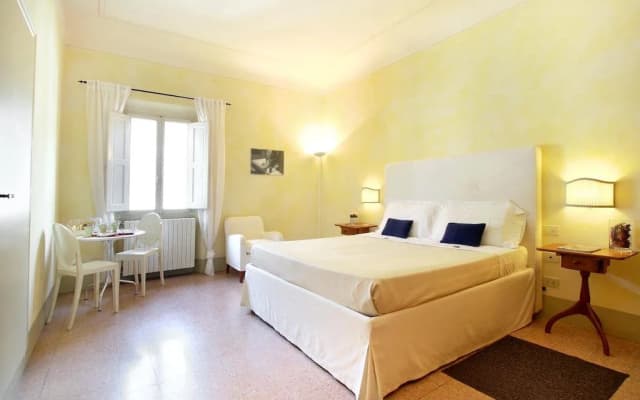 Michelangelo Guest House - photo 4