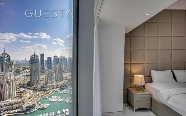 Cayan Tower, Dubai Marina - photo 4