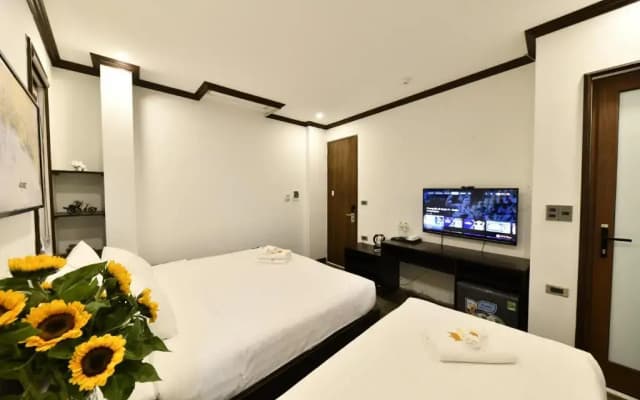 Kingdom Hotel Hanoi - photo 3