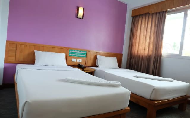 Riverside Hotel - photo 2