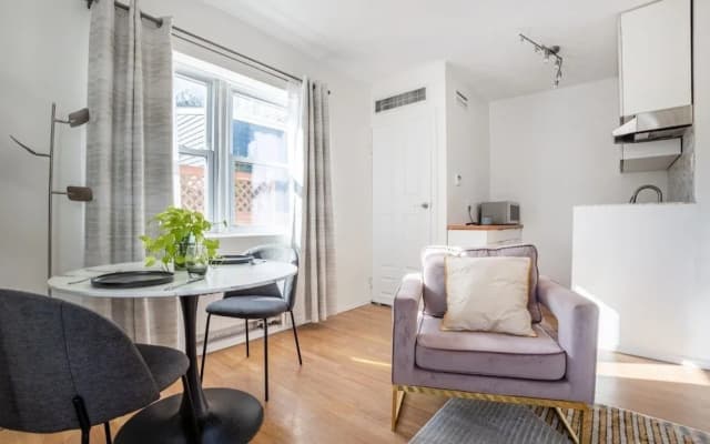 Close To Nyc! Relaxing Quiet Studio In Woodside 1 Bedroom Home by RedAwning - photo 3