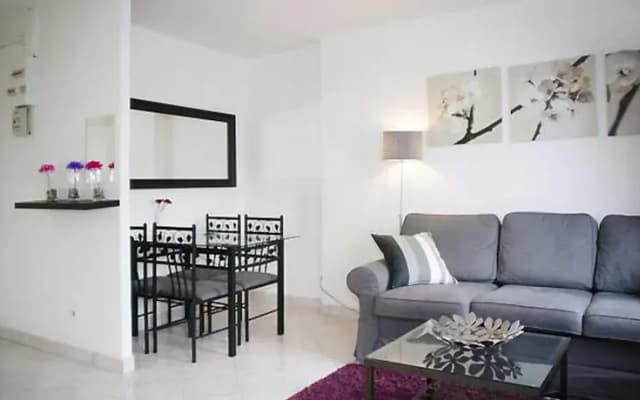 Parisian Apartment at the Foot of Montmartre - photo 3