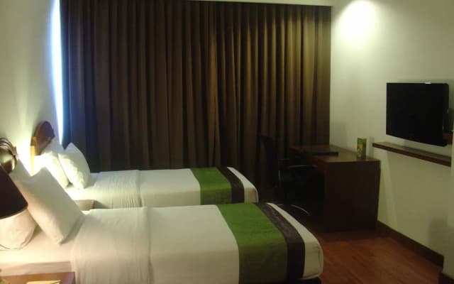 Cemara Hotel - photo 5