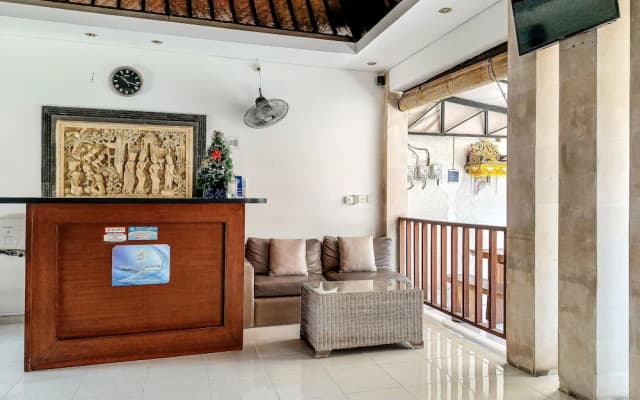 Tanjung Lima Hotel Legian - photo 2