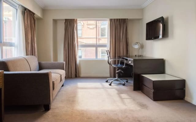 Seasons Darling Harbour Sydney Apartments - photo 5