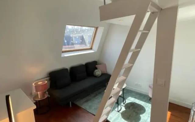 Beautiful Lincoln Apartment - photo 3