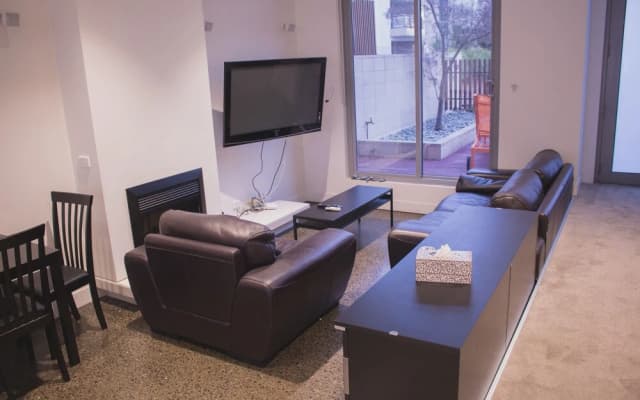 Readyset Townhouses Docklands - photo 4