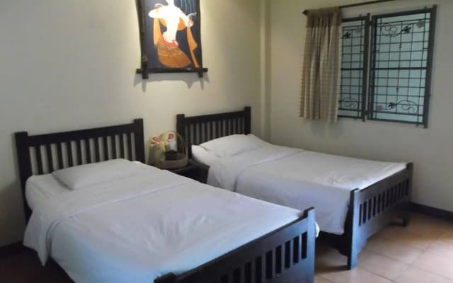 Baan Nam Sai Hotel - photo 3