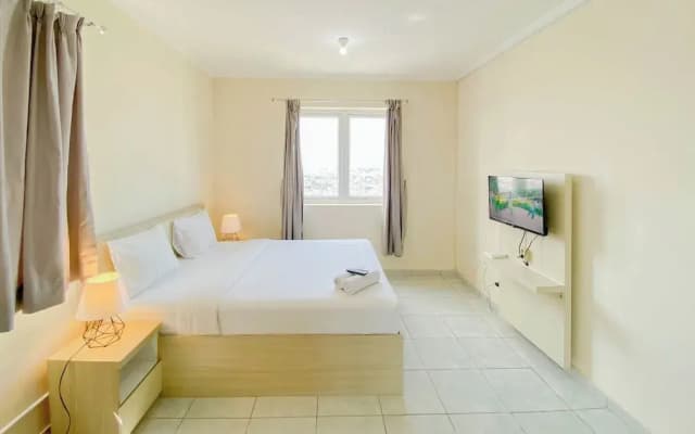Good And Cozy Studio (Free Ipl & Utilities) Grand Palace Kemayoran Apartment - photo 5