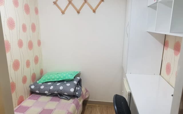 Merdiang Livingtel Single Room - photo 4
