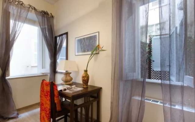 Imperial Fora Spacious Apartment - photo 3