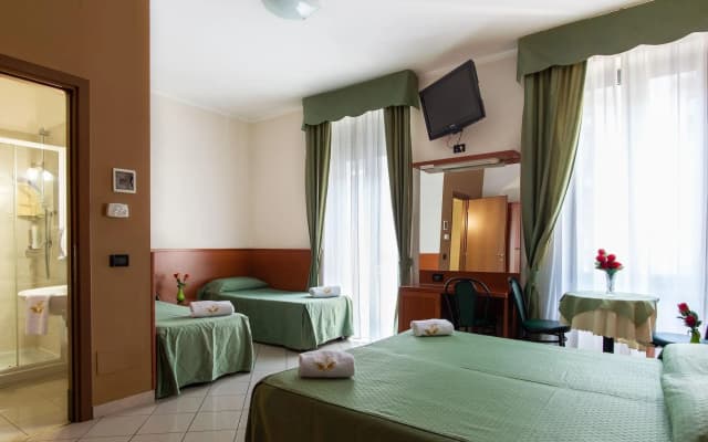 HD Hotel - photo 3