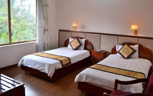Van Ly Hotel - photo 3