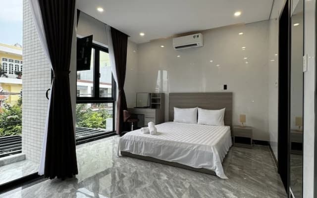T P Residence House - photo 2