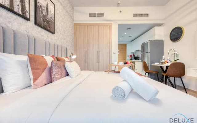 Charming Studio at Azizi Aura Residences Downtown Jebel Ali by Deluxe Holiday Homes - photo 5