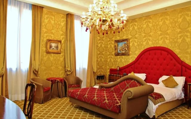 Pesaro Palace - photo 5