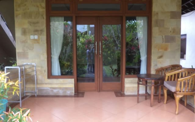 D. Ayu Guest House and Spa - photo 3